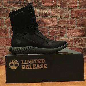 timberland flyroam tactical